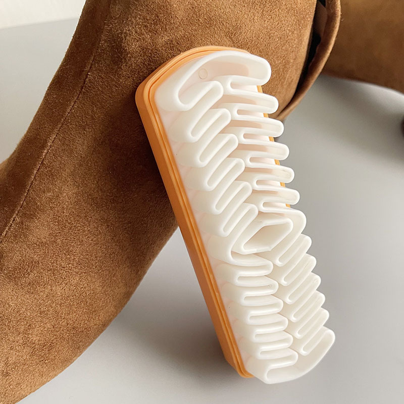 Szczotka skórzana do zamszowyc – Sneaker Care Spray recenzja i cena